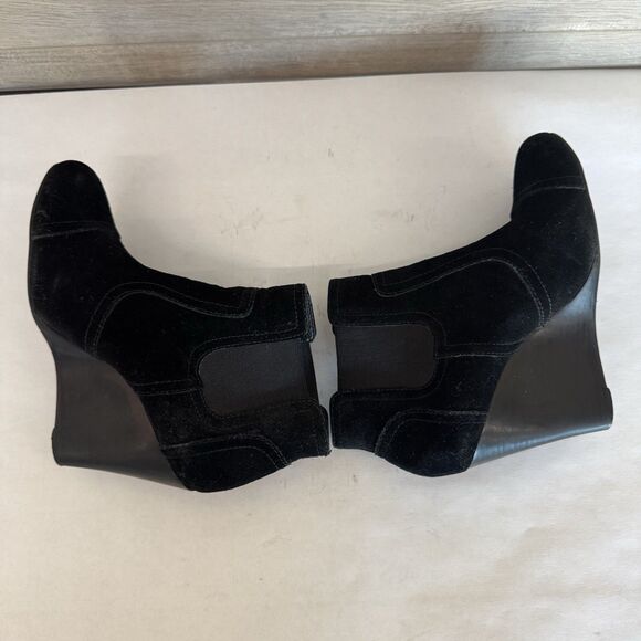 Tory Burch Adrienne Black Suede Wedge Heel Chelsea Ankle Boot Women 6 M Chic - Picture 6 of 12